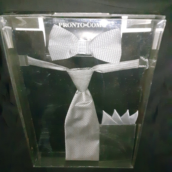 Pronto Uomo Boxed gift set Tie, Bowtie & faux pocket hankie - Picture 10 of 15